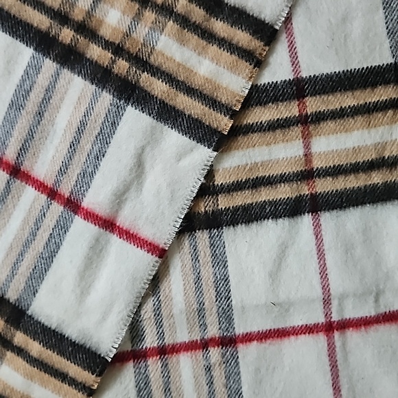 Cashmink plaid scarf, white, browns, red and black - Picture 4 of 4